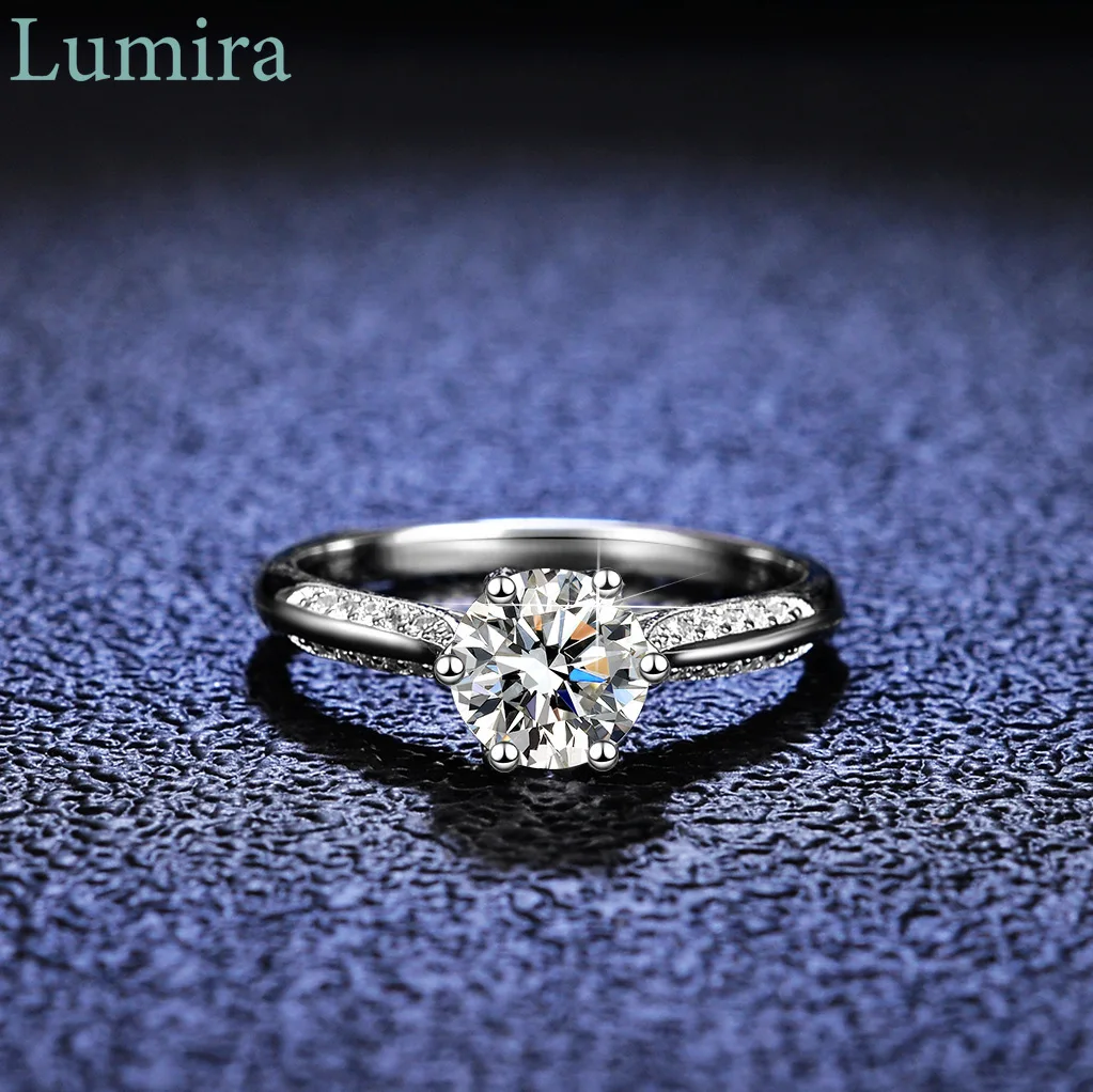 Anillo de compromiso Lumira de - Moissanite Engagement Ring 1 Carat reseña y precio