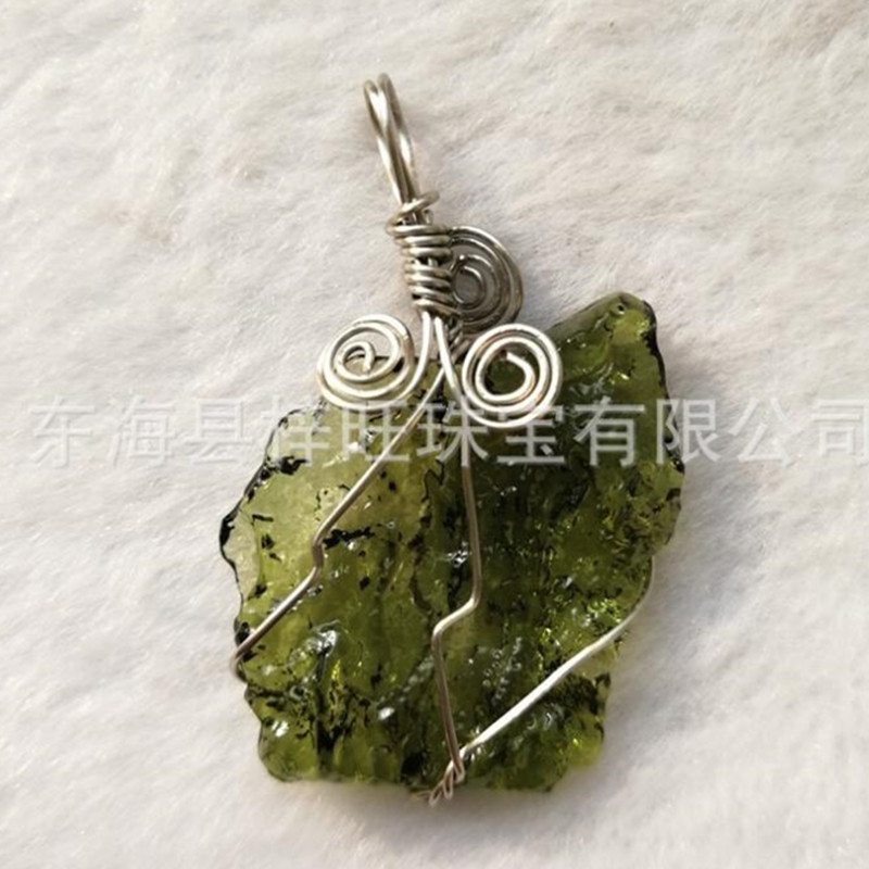 1 Uds gran oferta A ++ moldavi - Crystal Pendant Necklace Natural Stone reseña y precio