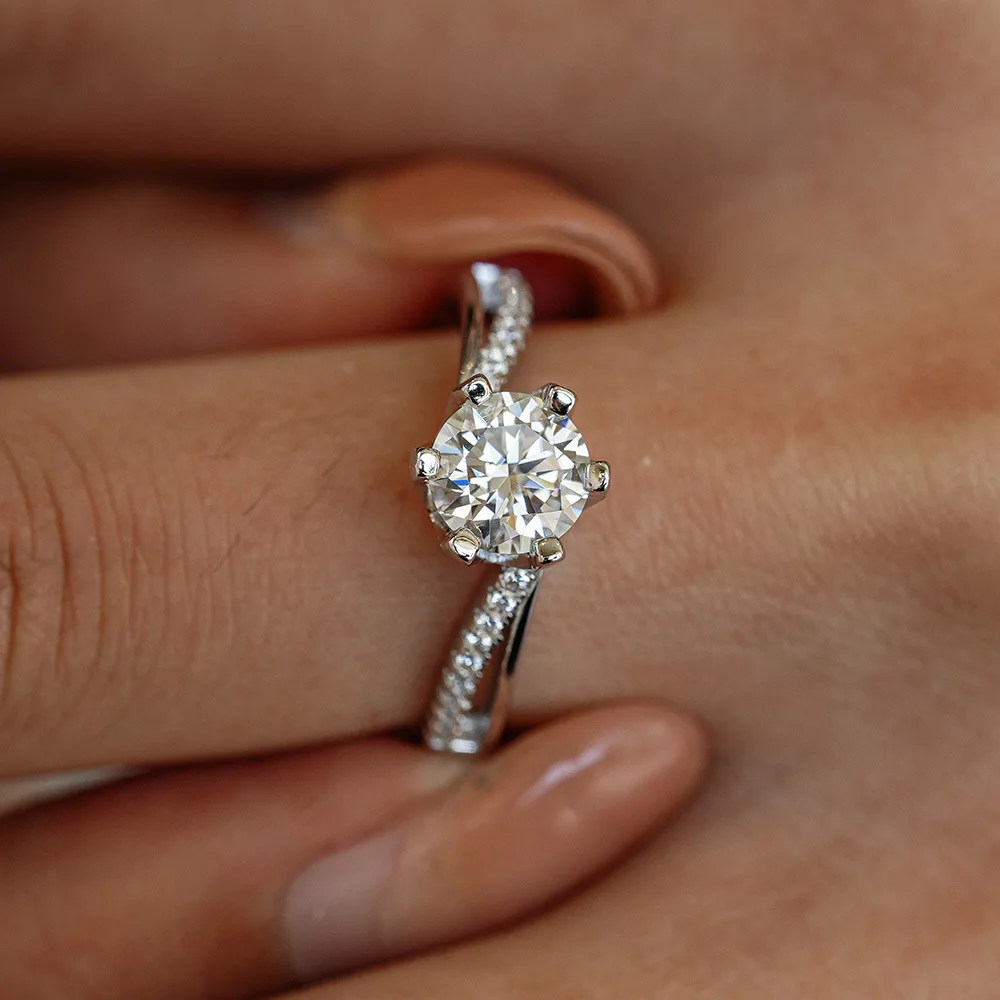 Anillo de platino PT950 con mo - Moissanite Engagement Ring 1 Carat reseña y precio