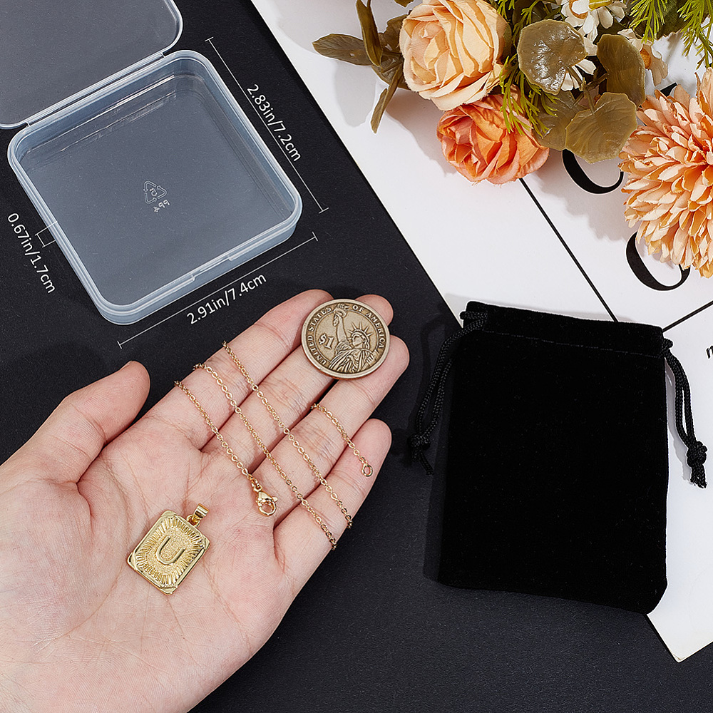 1 Caja con 1 Collar con Inicia - Initial Letter Necklace 18K Gold reseña y precio