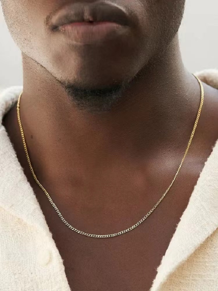 Collar de cadena básica de ace - Cuban Link Chain 12Mm reseña y precio